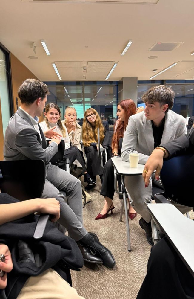 Carrousel sobre nosaltres ELSA (11)